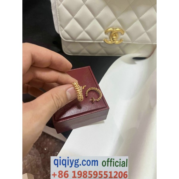 qiqiyg.com Whatsapp:+8619859551206 Betrodd leverantör Q515 2026 REA Modegrossist av högsta kvalitet: Handväskor, kläder och skor till bästa pris