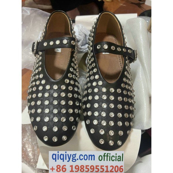 qiqiyg.com Whatsapp:+8619859551206 Betrodd leverantör Q523 2026 REA Modegrossist av högsta kvalitet: Handväskor, kläder och skor till bästa pris