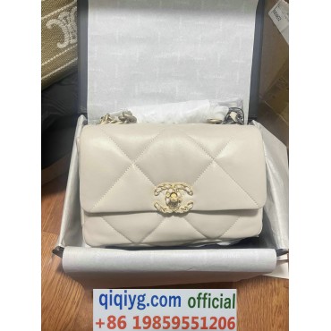 qiqiyg.com Whatsapp:+8619859551206 Betrodd leverantör Q538 2026 REA Modegrossist av högsta kvalitet: Handväskor, kläder och skor till bästa pris