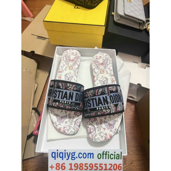 qiqiyg.com Whatsapp:+8619859551206 Betrodd leverantör Q547 2026 REA Modegrossist av högsta kvalitet: Handväskor, kläder och skor till bästa pris