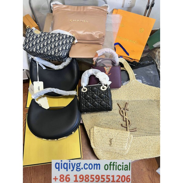 qiqiyg.com Whatsapp:+8619859551206 Betrodd leverantör Q549 2026 REA Modegrossist av högsta kvalitet: Handväskor, kläder och skor till bästa pris