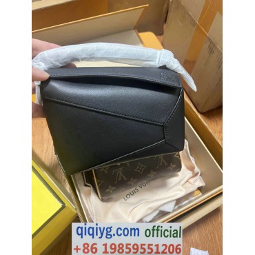 qiqiyg.com Whatsapp:+8619859551206 Betrodd leverantör Q567 2026 REA Modegrossist av högsta kvalitet: Handväskor, kläder och skor till bästa pris