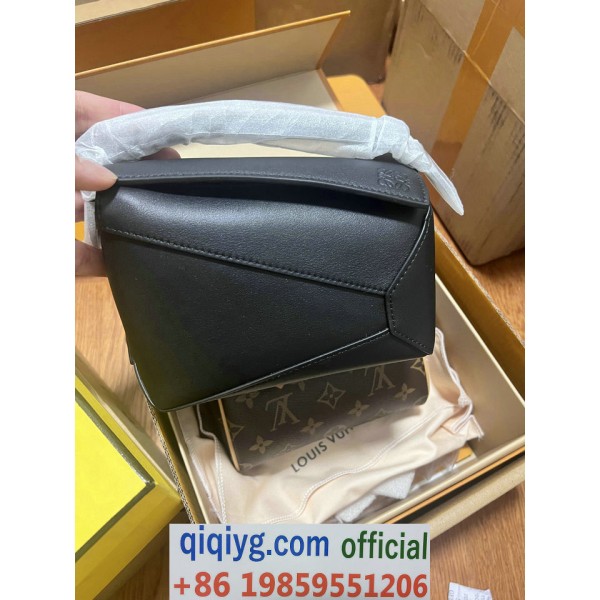 qiqiyg.com Whatsapp:+8619859551206 Betrodd leverantör Q567 2026 REA Modegrossist av högsta kvalitet: Handväskor, kläder och skor till bästa pris