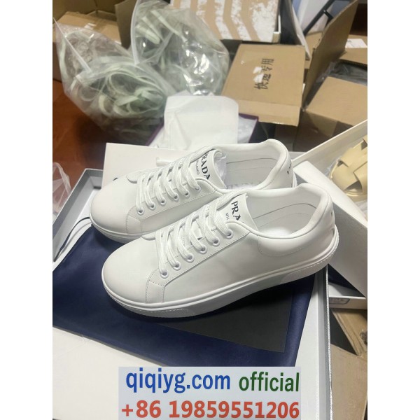 qiqiyg.com Whatsapp:+8619859551206 Betrodd leverantör Q574 2026 REA Modegrossist av högsta kvalitet: Handväskor, kläder och skor till bästa pris