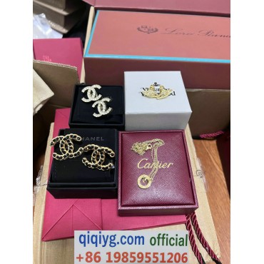 qiqiyg.com Whatsapp:+8619859551206 Betrodd leverantör Q585 2026 REA Modegrossist av högsta kvalitet: Handväskor, kläder och skor till bästa pris