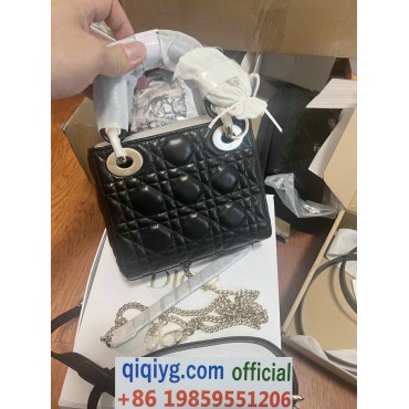 qiqiyg.com Whatsapp:+8619859551206 Betrodd leverantör Q597 2026 REA Modegrossist av högsta kvalitet: Handväskor, kläder och skor till bästa pris