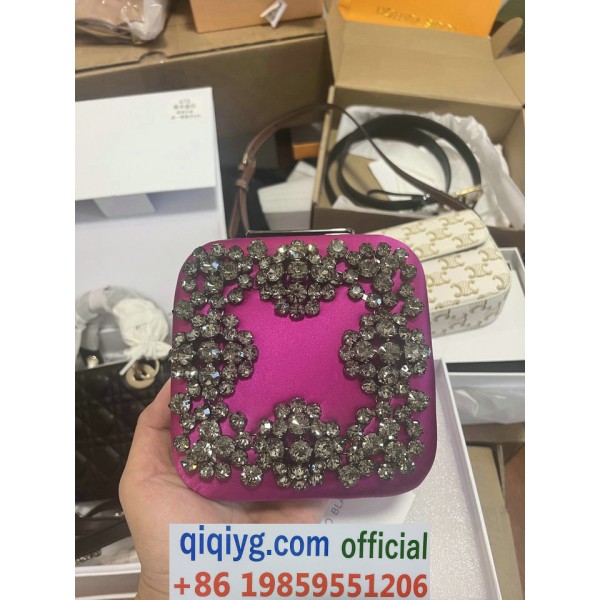 qiqiyg.com Whatsapp:+8619859551206 Betrodd leverantör Q605 2026 REA Modegrossist av högsta kvalitet: Handväskor, kläder och skor till bästa pris