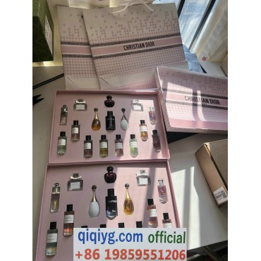 qiqiyg.com Whatsapp:+8619859551206 Betrodd leverantör Q628 2026 REA Modegrossist av högsta kvalitet: Handväskor, kläder och skor till bästa pris