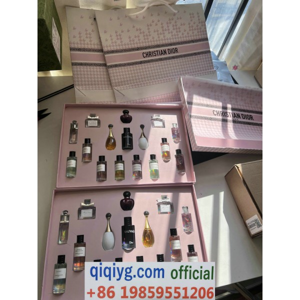 qiqiyg.com Whatsapp:+8619859551206 Betrodd leverantör Q628 2026 REA Modegrossist av högsta kvalitet: Handväskor, kläder och skor till bästa pris