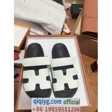 qiqiyg.com Whatsapp:+8619859551206 Betrodd leverantör Q633 2026 REA Modegrossist av högsta kvalitet: Handväskor, kläder och skor till bästa pris