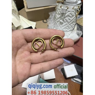 qiqiyg.com Whatsapp:+8619859551206 Betrodd leverantör Q666 2026 REA Modegrossist av högsta kvalitet: Handväskor, kläder och skor till bästa pris