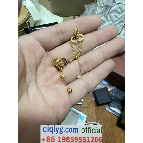 qiqiyg.com Whatsapp:+8619859551206 Betrodd leverantör Q670 2026 REA Modegrossist av högsta kvalitet: Handväskor, kläder och skor till bästa pris