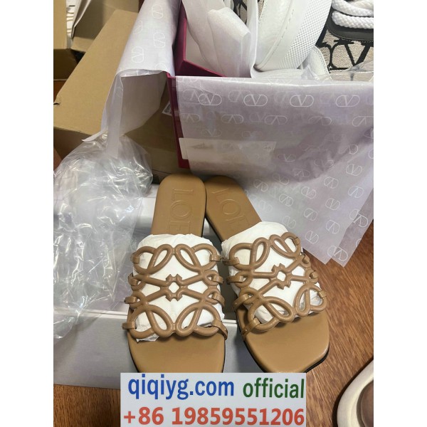 qiqiyg.com Whatsapp:+8619859551206 Betrodd leverantör Q679 2026 REA Modegrossist av högsta kvalitet: Handväskor, kläder och skor till bästa pris