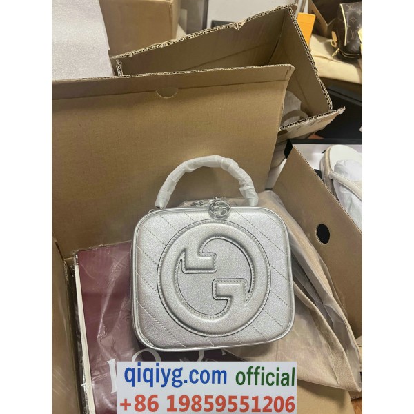 qiqiyg.com Whatsapp:+8619859551206 Betrodd leverantör Q682 2026 REA Modegrossist av högsta kvalitet: Handväskor, kläder och skor till bästa pris