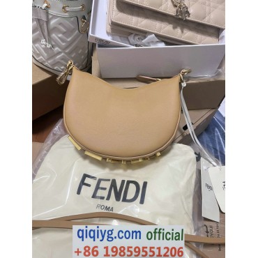 qiqiyg.com Whatsapp:+8619859551206 Betrodd leverantör Q686 2026 REA Modegrossist av högsta kvalitet: Handväskor, kläder och skor till bästa pris