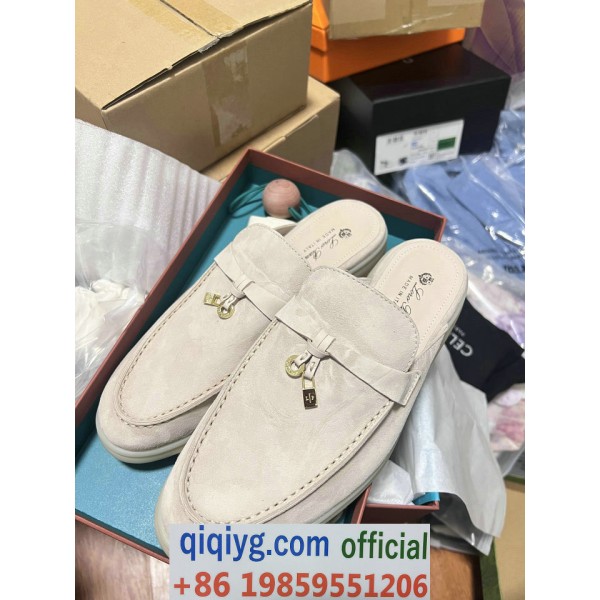 qiqiyg.com Whatsapp:+8619859551206 Betrodd leverantör Q698 2026 REA Modegrossist av högsta kvalitet: Handväskor, kläder och skor till bästa pris