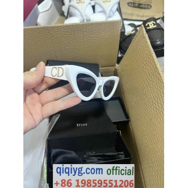 qiqiyg.com Whatsapp:+8619859551206 Betrodd leverantör Q736 2026 REA Modegrossist av högsta kvalitet: Handväskor, kläder och skor till bästa pris