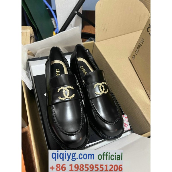 qiqiyg.com Whatsapp:+8619859551206 Betrodd leverantör Q761 2026 REA Modegrossist av högsta kvalitet: Handväskor, kläder och skor till bästa pris