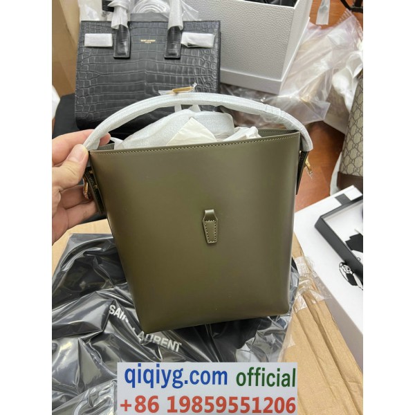 qiqiyg.com Whatsapp:+8619859551206 Betrodd leverantör Q789 2026 REA Modegrossist av högsta kvalitet: Handväskor, kläder och skor till bästa pris