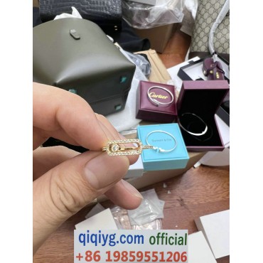 qiqiyg.com Whatsapp:+8619859551206 Betrodd leverantör Q792 2026 REA Modegrossist av högsta kvalitet: Handväskor, kläder och skor till bästa pris