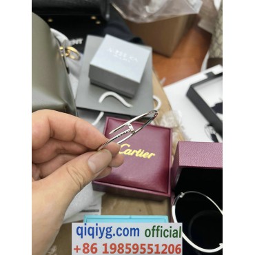 qiqiyg.com Whatsapp:+8619859551206 Betrodd leverantör Q798 2026 REA Modegrossist av högsta kvalitet: Handväskor, kläder och skor till bästa pris