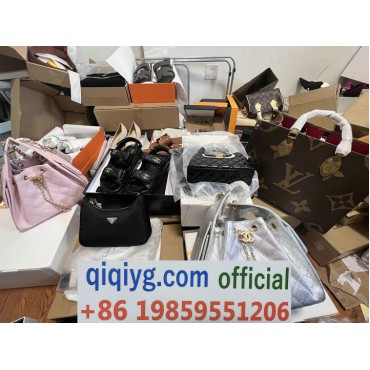 qiqiyg.com Whatsapp:+8619859551206 Betrodd leverantör Q799 2026 REA Modegrossist av högsta kvalitet: Handväskor, kläder och skor till bästa pris