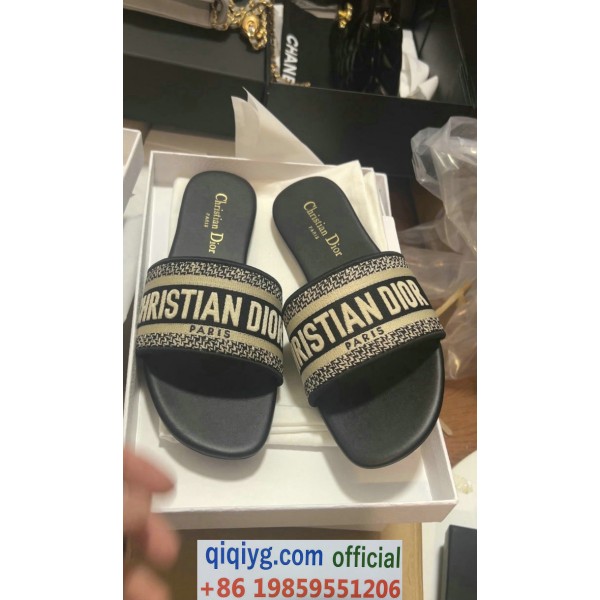 qiqiyg.com Whatsapp:+8619859551206 Betrodd leverantör Q812 2026 REA Modegrossist av högsta kvalitet: Handväskor, kläder och skor till bästa pris