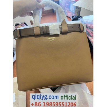 qiqiyg.com Whatsapp:+8619859551206 Betrodd leverantör Q815 2026 REA Modegrossist av högsta kvalitet: Handväskor, kläder och skor till bästa pris