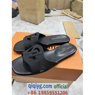 qiqiyg.com Whatsapp:+8619859551206 Betrodd leverantör Q828 2026 REA Modegrossist av högsta kvalitet: Handväskor, kläder och skor till bästa pris