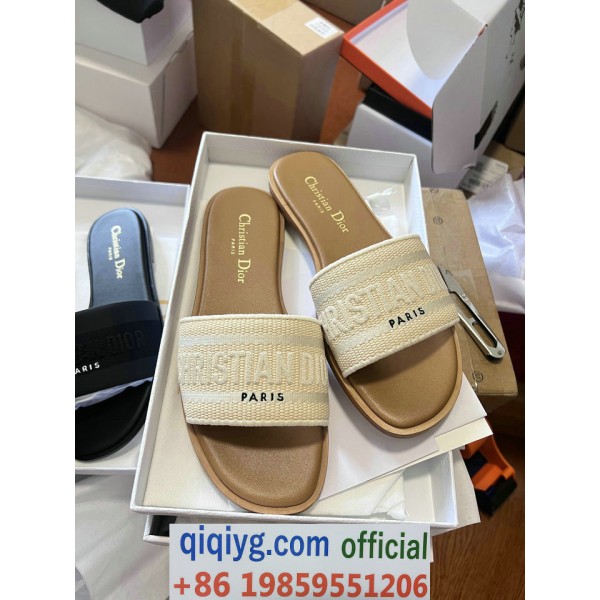 qiqiyg.com Whatsapp:+8619859551206 Betrodd leverantör Q836 2026 REA Modegrossist av högsta kvalitet: Handväskor, kläder och skor till bästa pris