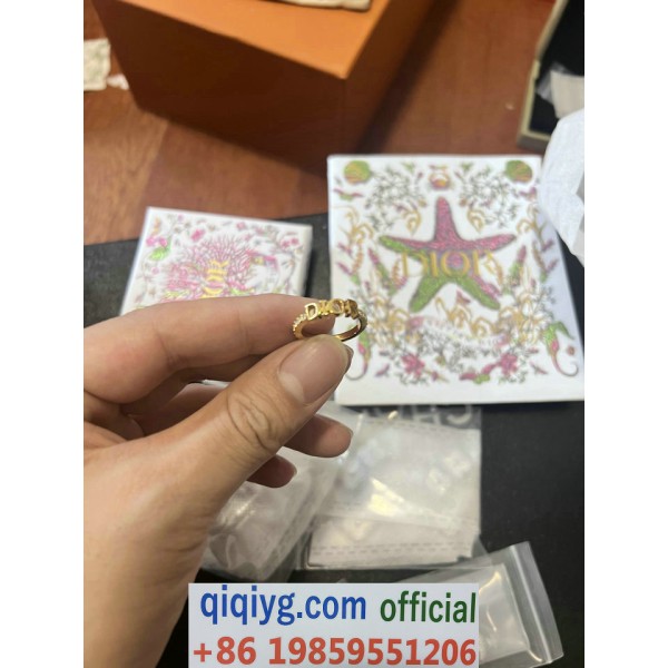 qiqiyg.com Whatsapp:+8619859551206 Betrodd leverantör Q844 2026 REA Modegrossist av högsta kvalitet: Handväskor, kläder och skor till bästa pris