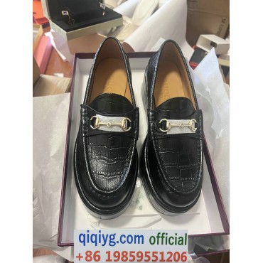 qiqiyg.com Whatsapp:+8619859551206 Betrodd leverantör Q854 2026 REA Modegrossist av högsta kvalitet: Handväskor, kläder och skor till bästa pris